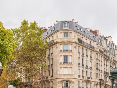 Appartement de luxe 3 chambres en vente à Monceau, Courcelles, Ternes, Paris, Île-de-France