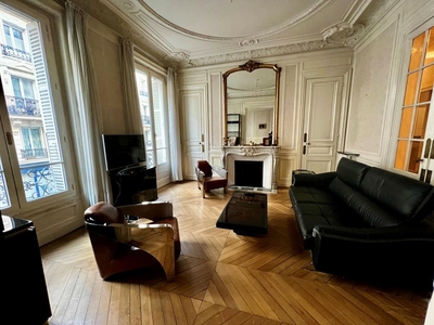 Appartement de luxe de 3 chambres en vente à Champs-Elysées, Madeleine, Triangle d’or, Paris, Île-de-France