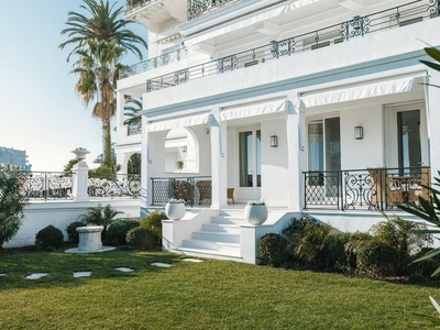 5 room luxury Duplex for sale in Cannes, French Riviera