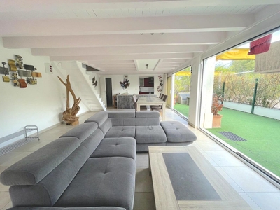 Luxury Duplex for sale in Cogolin, France