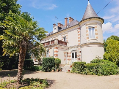 Prestigieux château de 367 m2 en vente - Saint-Florent-sur-Cher, Centre