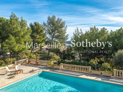 Maison de 4 chambres de luxe en vente à Bandol, Provence-Alpes-Côte d'Azur