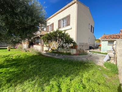 Maison de luxe de 3 chambres en vente à Sanary-sur-Mer, France