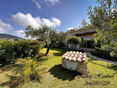 Villa de luxe de 5 pièces en vente Manosque, Provence-Alpes-Côte d'Azur