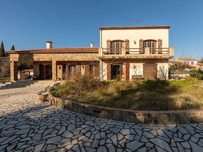 Villa de luxe de 6 pièces en vente Solliès-Pont, Provence-Alpes-Côte d'Azur