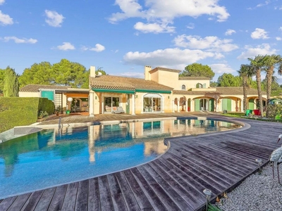 Villa de luxe de 9 pièces en vente Aix-en-Provence, Provence-Alpes-Côte d'Azur