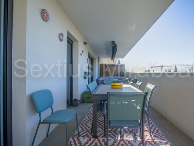 Résidence haut de gamme avec piscine. Appartement Aix En Provence 3 pièce(s) 67.15 m2 avec terrasse de 27m²