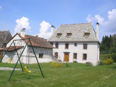 Maison de caractère avec grand jardin, Arpajon-sur-Cère - Le Gîte des Bouleaux