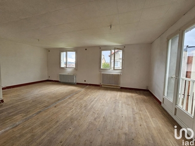 Maison traditionnelle 3 pièces de 89 m² à Bourganeuf (23400)