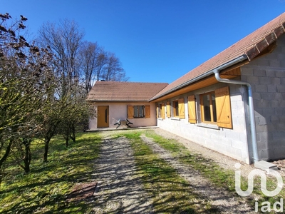 Maison 4 pièces de 120 m² à Culoz (01350)