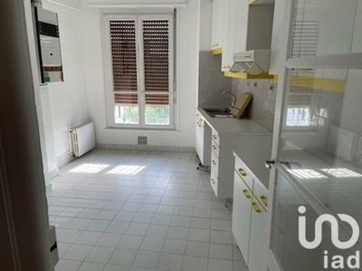 Appartement 3 pièces de 87 m² à Châlons-en-Champagne (51000)
