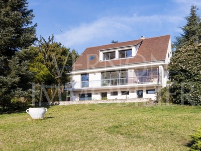 Maison de luxe de 6 chambres en vente à Vernon, Normandie