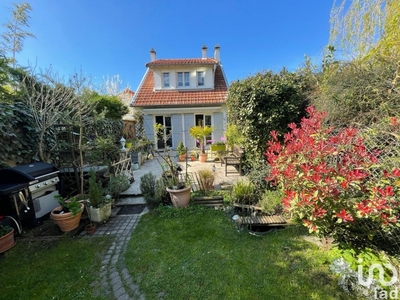 Maison 5 pièces de 170 m² à Bry-sur-Marne (94360)