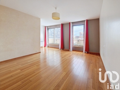 Appartement 4 pièces de 84 m² à Courbevoie (92400)