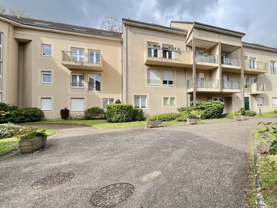 Appartement 4 pièces de 89 m² à Plappeville (57050)