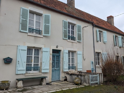 Vente maison 11 pièces 216 m² Bonny-sur-Loire (45420)