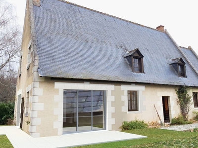 Vente maison 11 pièces 230 m² Saint-Cyr-sur-Loire (37540)