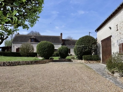 Vente maison 12 pièces 276 m² La Chartre-sur-le-Loir (72340)