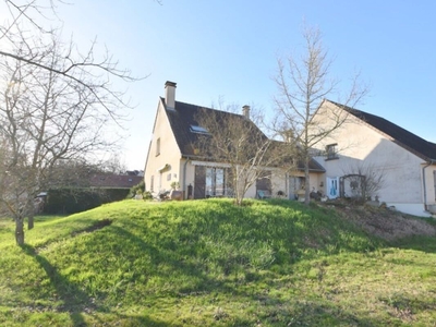 Vente maison 12 pièces 357 m² Rigny-sur-Arroux (71160)