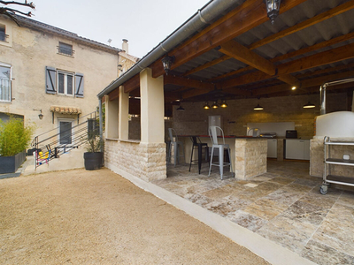 Vente maison 16 pièces 367 m² Avignon (84000)
