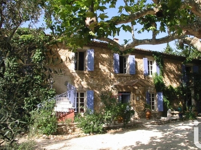 Vente maison 16 pièces 584 m² L'Isle-sur-la-Sorgue (84800)