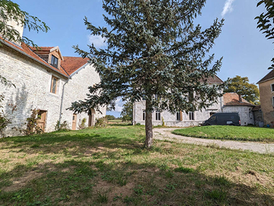 Vente maison 23 pièces 1400 m² Bouhans-Lès-Montbozon (70230)