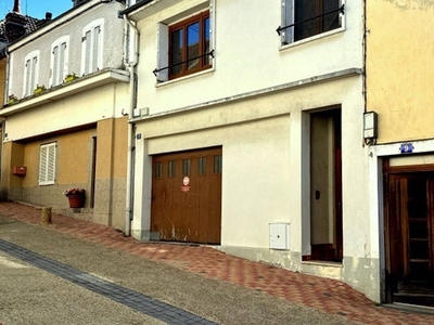 Vente maison 3 pièces 74 m² Néris-les-Bains (03310)