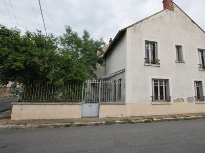 Vente maison 4 pièces 110 m² Bonny-sur-Loire (45420)