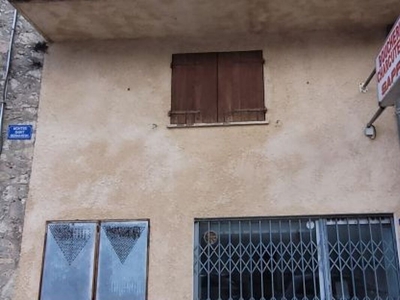 Vente maison 4 pièces 125 m² Bouyon (06510)