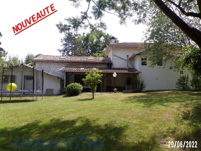 Vente maison 4 pièces 135 m² Pey (40300)