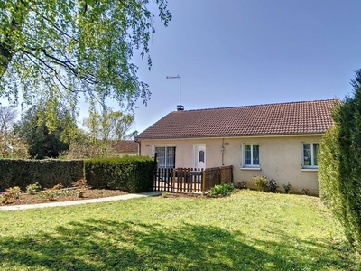 Vente maison 4 pièces 150 m² Charny-Orée-de-Puisaye (89120)