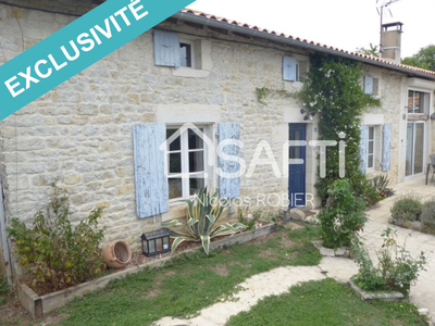 Vente maison 4 pièces 160 m² Saint-Christophe-sur-Roc (79220)