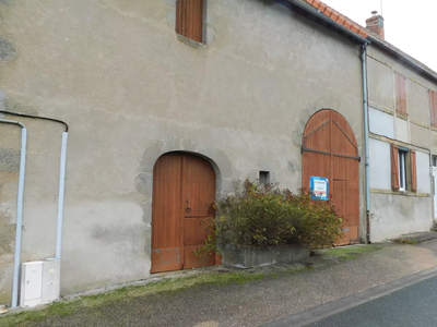 Vente maison 4 pièces 64 m² Saint-Maurice-Près-Pionsat (63330)