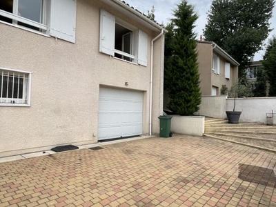 Vente maison 4 pièces 74 m² Ambarès-Et-Lagrave (33440)