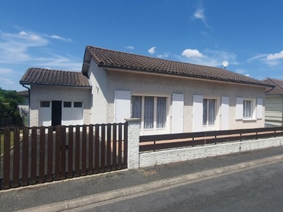 Vente maison 4 pièces 88 m² Montmorillon (86500)