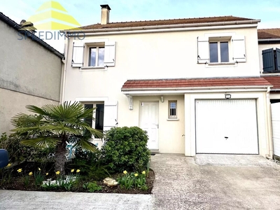 Vente maison 4 pièces 95 m² Périgny (94520)