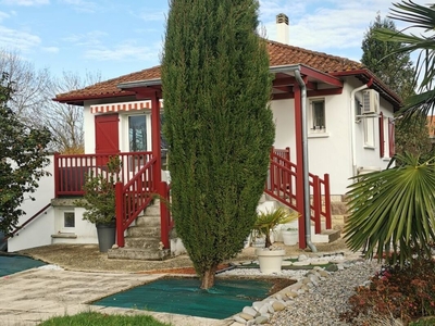 Vente maison 4 pièces 97 m² Aïcirits-Camou-Suhast (64120)