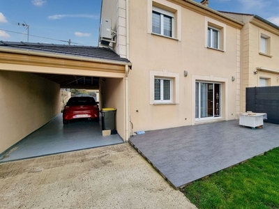 Vente maison 5 pièces 100 m² Pontault-Combault (77340)