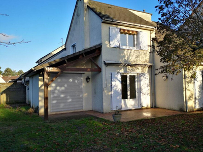 Vente maison 5 pièces 108 m² Châtellerault (86100)