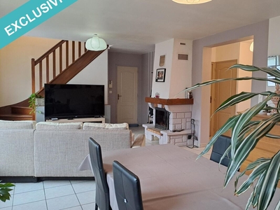 Vente maison 5 pièces 110 m² Saint-Aignan-sur-Ry (76116)