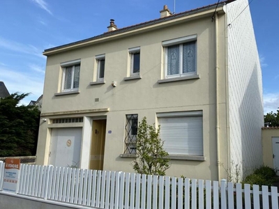 Vente maison 5 pièces 116 m² Saint-Nazaire (44600)
