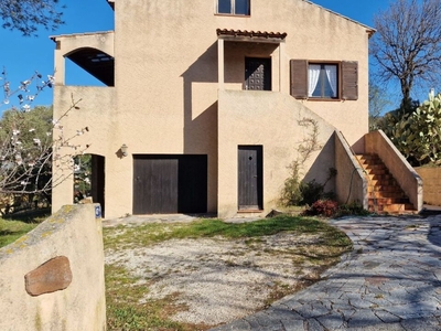 Vente maison 5 pièces 120 m² La Seyne-sur-Mer (83500)