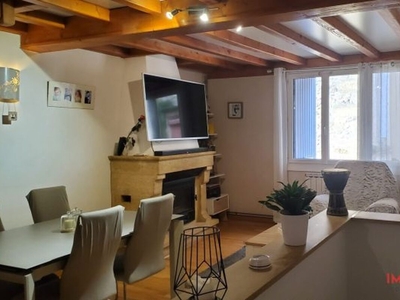 Vente maison 5 pièces 125 m² Roquemaure (30150)