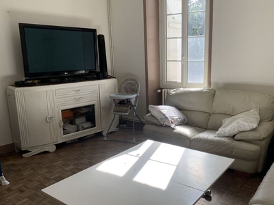 Vente maison 5 pièces 128 m² Barbezieux-Saint-Hilaire (16300)