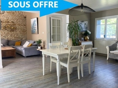 Vente maison 5 pièces 129 m² Saint-Cyr-en-Talmondais (85540)