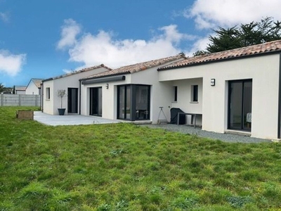 Vente maison 5 pièces 130 m² Les Sables-d'Olonne (85100)