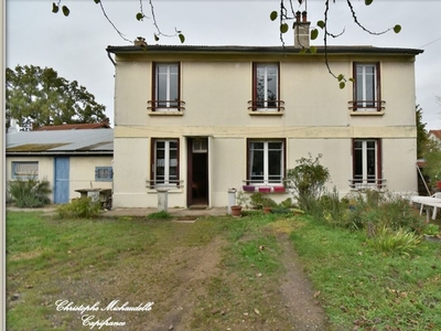 Vente maison 5 pièces 134 m² Lagny-sur-Marne (77400)