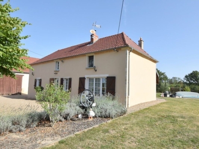 Vente maison 5 pièces 144 m² Paray-le-Frésil (03230)