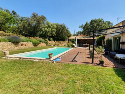 Vente maison 5 pièces 155 m² Uzès (30700)