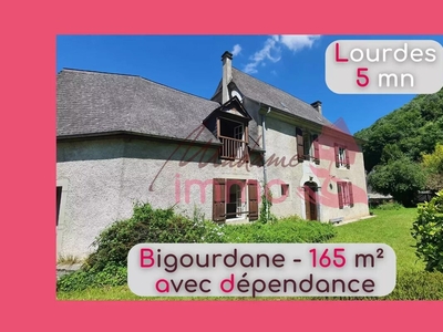 Vente maison 5 pièces 160 m² Lourdes (65100)